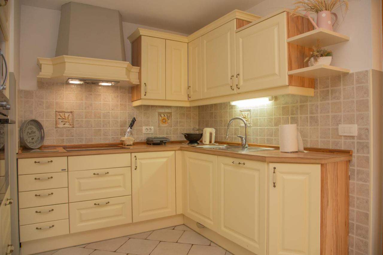 Apartma Erlah Apartment Бохин Екстериор снимка